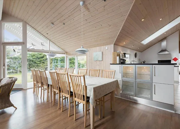 M187-vaeggerlose-baeverstien-48 * Bøtø By